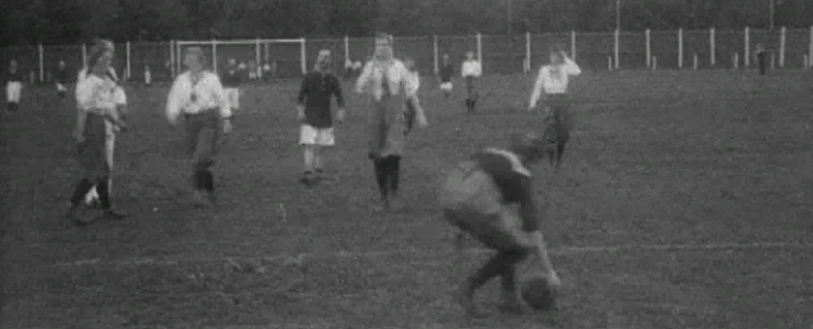 Damfotboll 1917